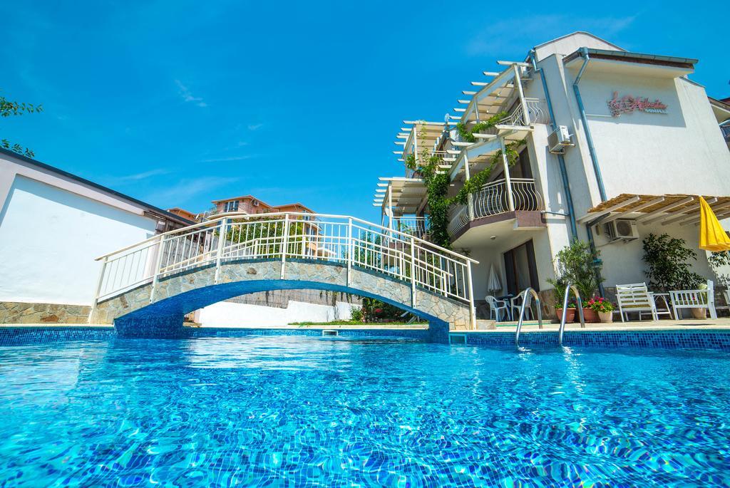 The Poolhouse Apartment Sunny Beach Exterior photo